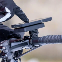 SP CONNECT Batterie Chargeur WIRELESS POWERBANK SPC+ -Vélos Séries Boutique batterie chargeur wireless powerbank spc 6