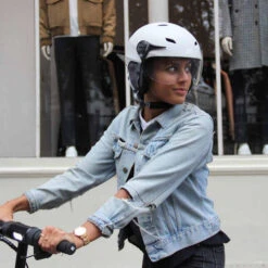 Casque LED H.30 Vision Cool Grey Avec Visière Pour Vélo, Trottinette -Vélos Séries Boutique casque led h30 vision cool grey avec visiere pour velo trottinette 2