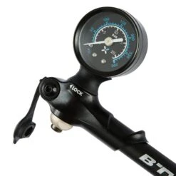 BTWIN POMPE POUR FOURCHE ET AMORTISSEUR -Vélos Séries Boutique pompe pour fourche et amortisseur 3